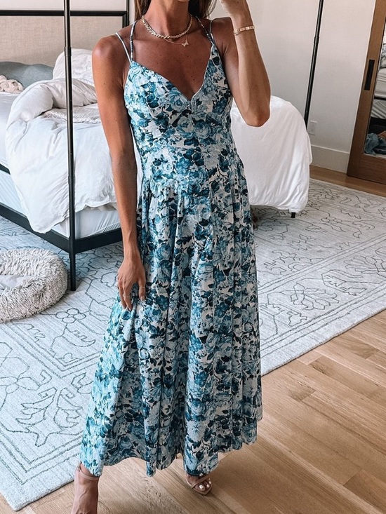 Abercrombie & Fitch Dresses & Skirts - Abercrombie and Fitch medium blue and white tea length wedding guest dress
